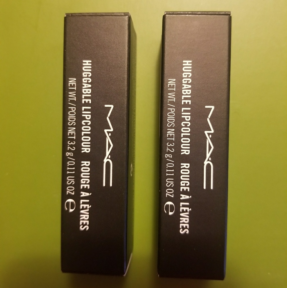 Mac Huggable Lip Colour